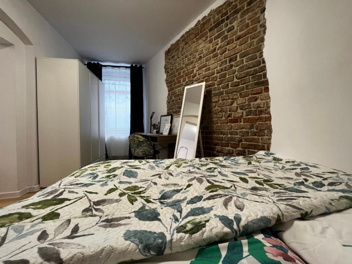 Comfortable Apartment For 1-4 Guests Хожув Экстерьер фото