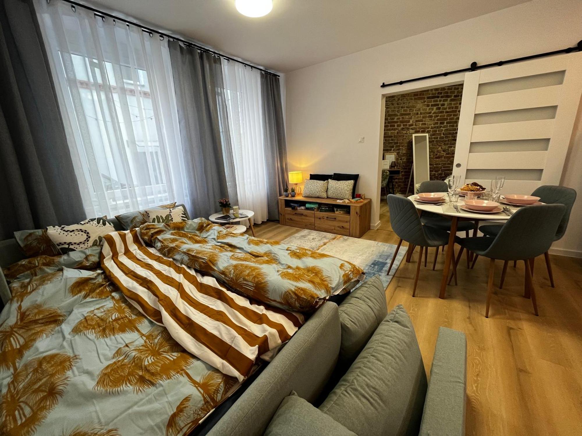 Comfortable Apartment For 1-4 Guests Хожув Экстерьер фото