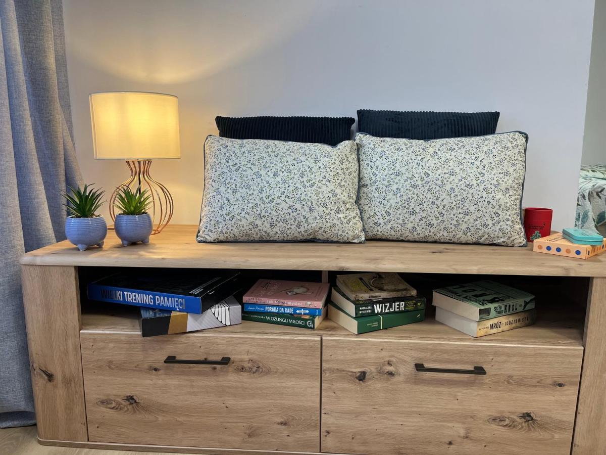 Comfortable Apartment For 1-4 Guests Хожув Экстерьер фото