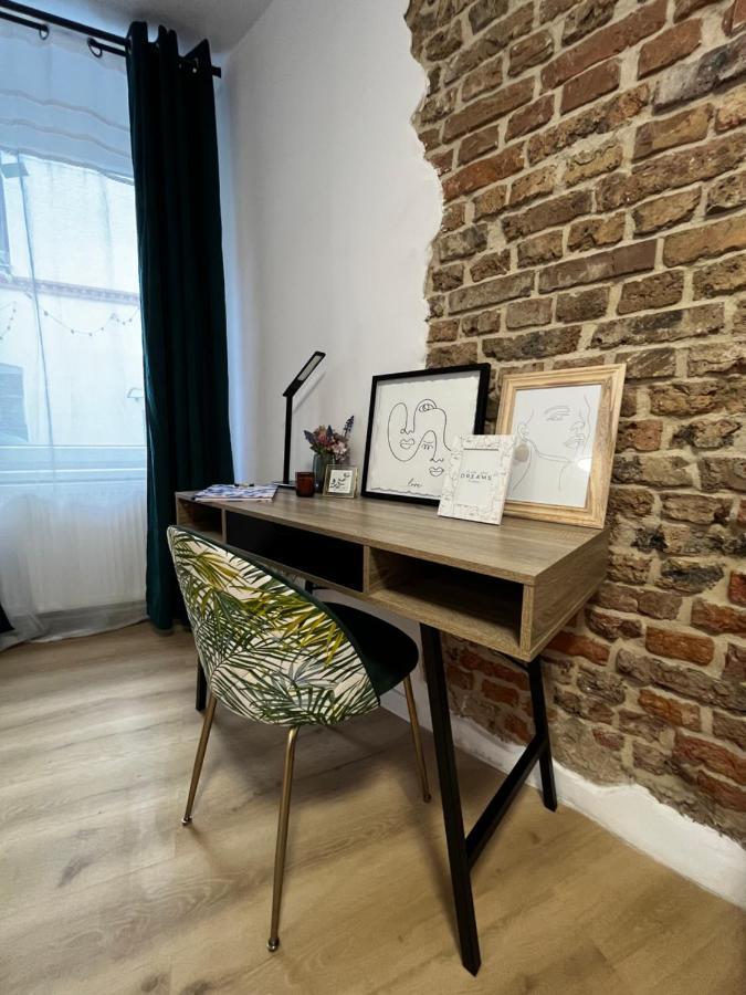 Comfortable Apartment For 1-4 Guests Хожув Экстерьер фото