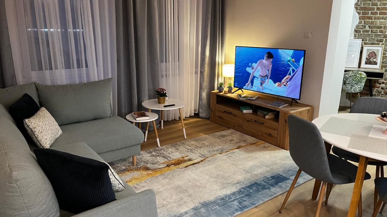 Comfortable Apartment For 1-4 Guests Хожув Экстерьер фото